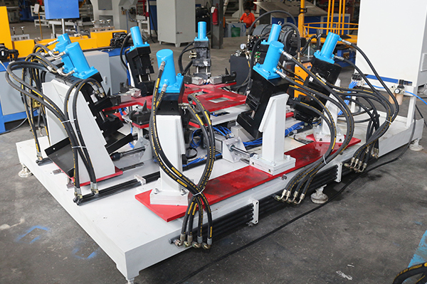 Elektrische IBC Tote Cage Welding Machine 50Hz PLC Control 225KVA 9