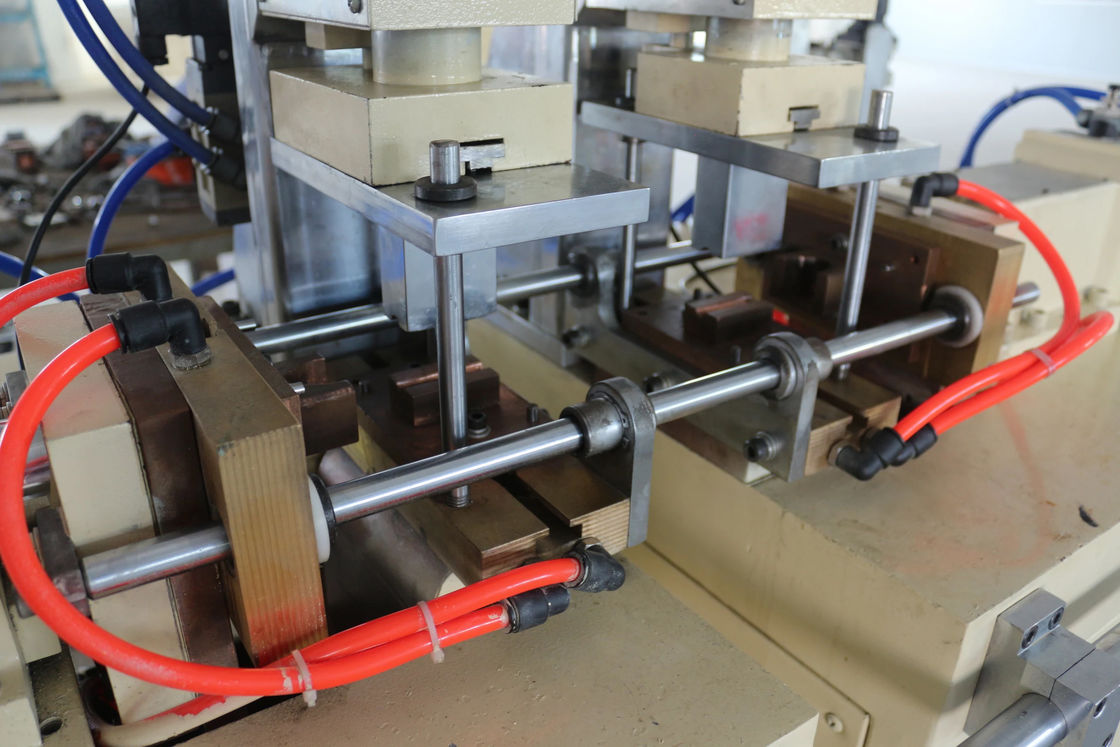 Autostabilisator van horizontaal type Link Lasmachine Automatische Push Rod Spot Lasmachine